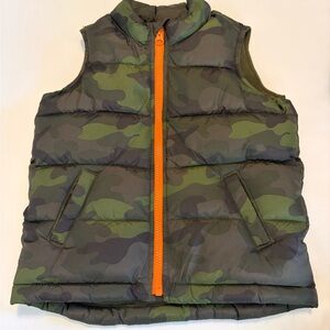 Old Navy Frost Free Camo Puffer Vest Boys 5T